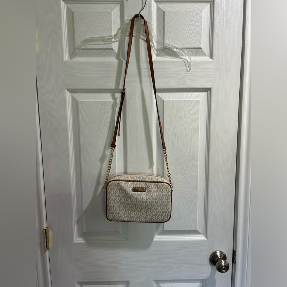Michael Kors Crossbody